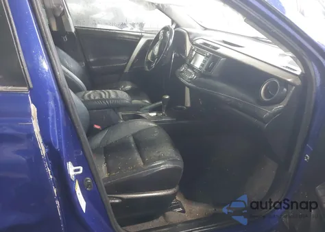 2015 Toyota Rav4 Limited z USA, uszkodzony, nr VIN 2T3DFREV6FW323983